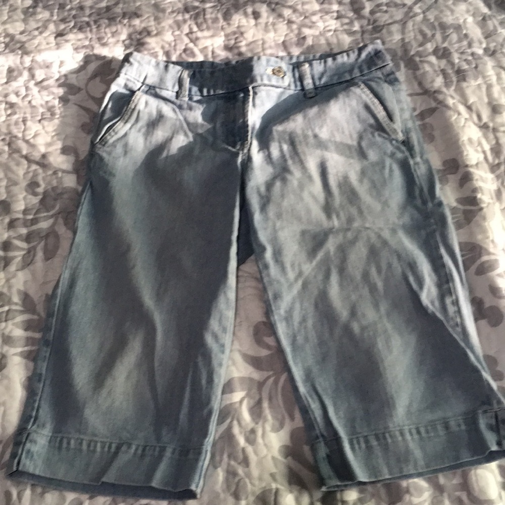 Women’s New York & Company Jean shorts size 4